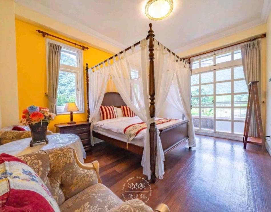 Left Bank Bnb Jiaoxi Exteriör bild