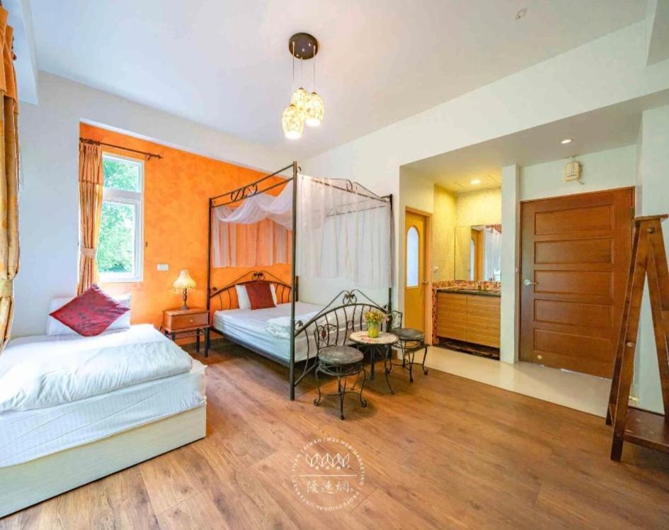 Left Bank Bnb Jiaoxi Exteriör bild