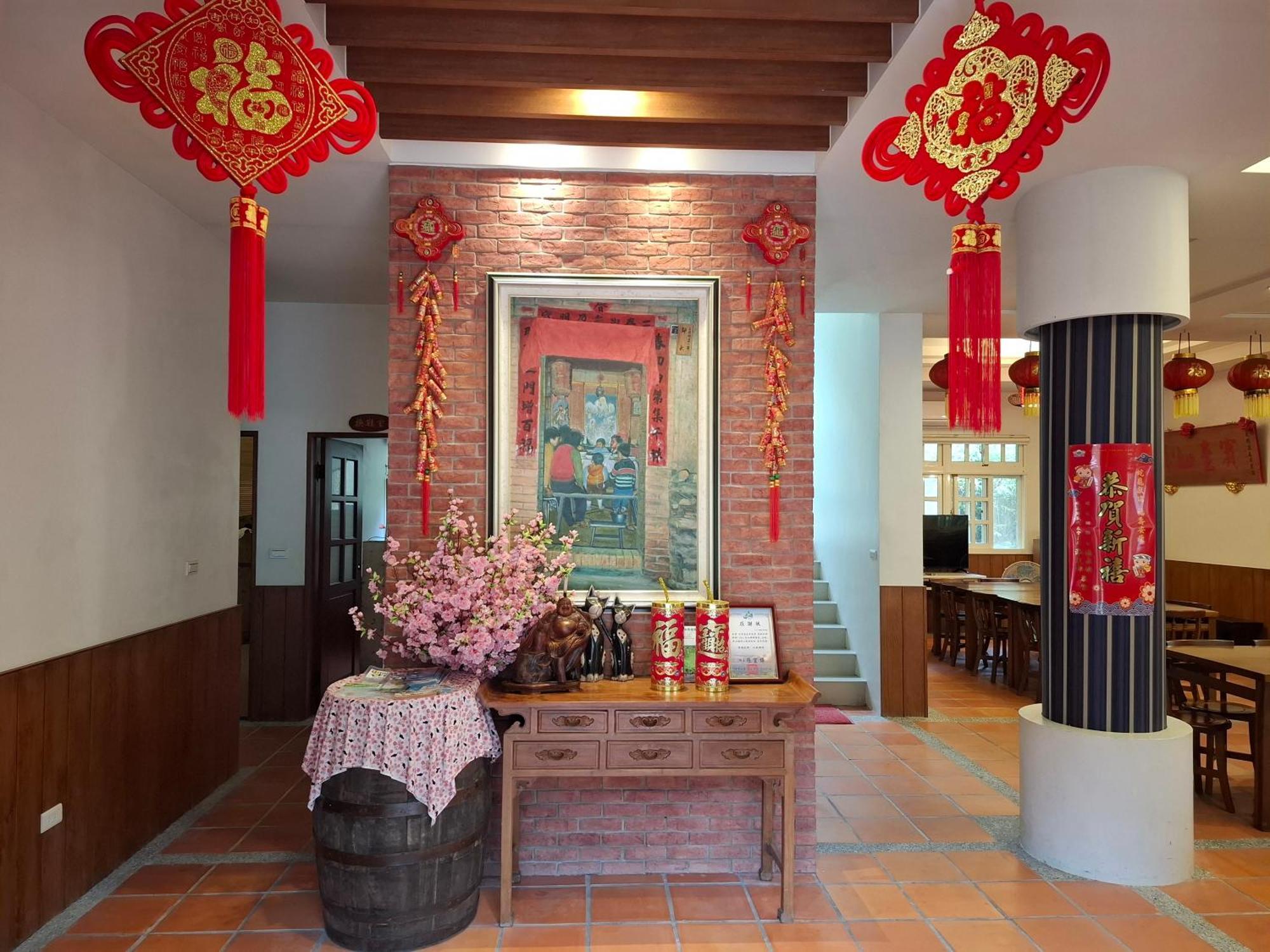 Left Bank Bnb Jiaoxi Exteriör bild